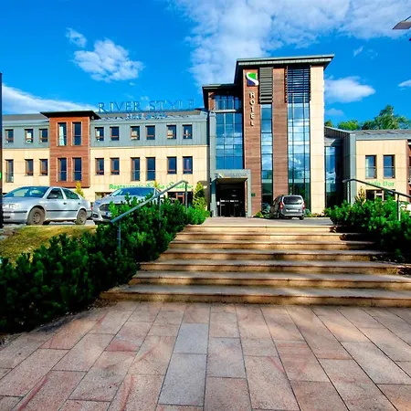 River Style & Hotel 3*