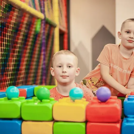 River Style & 3* Reda