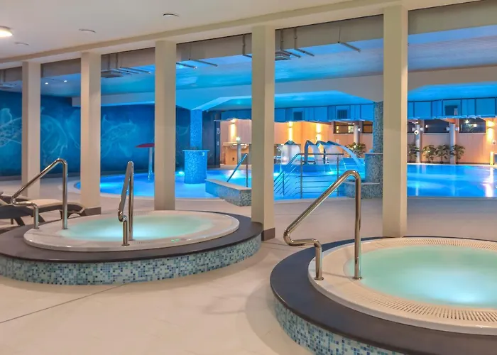 River Style & Hotel 3*